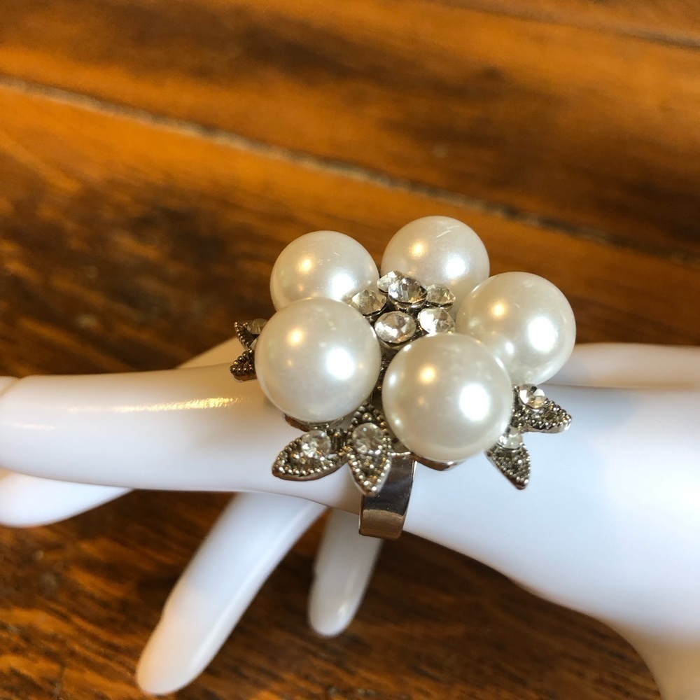 Statement Pearl & Rhinestone Flower Ring - Picture 6 of 12